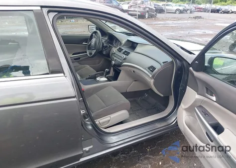 2009 Honda Accord 2.4 Ex from USA, damaged, VIN 1HGCP26739A070691